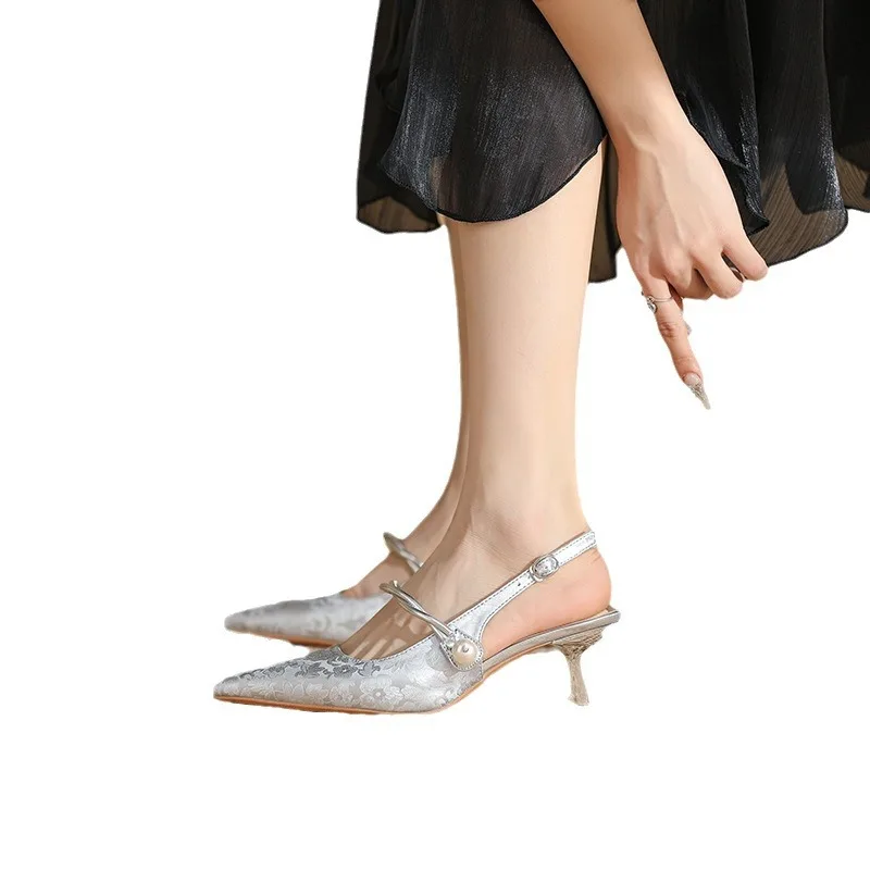 Туфли женские на платформе и каблуке повседневные классические заостренный