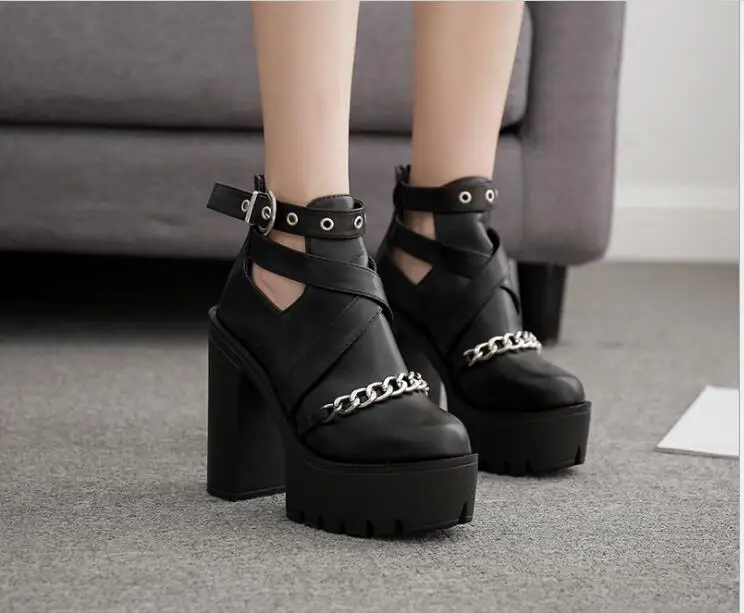 2023 sexy High heels Fashion Ankle Boots For Women High Heels Casual Cut-outs Buckle Round Toe Chain Thick Heels Platform Shoes