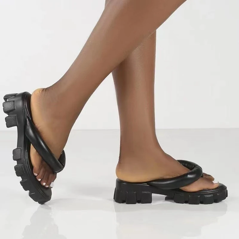 2023 New Solid Color Slippers Fashion Design Ladies Flip-Flops Ladies Thick Bottom Summer Beach Shoes Open Toe Ladies Slippers