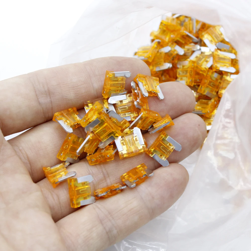 

Низкопрофильный автомобильный держатель предохранителя для грузовиков 5A 7.5A 10A 15A 20A 25A 30A Amp