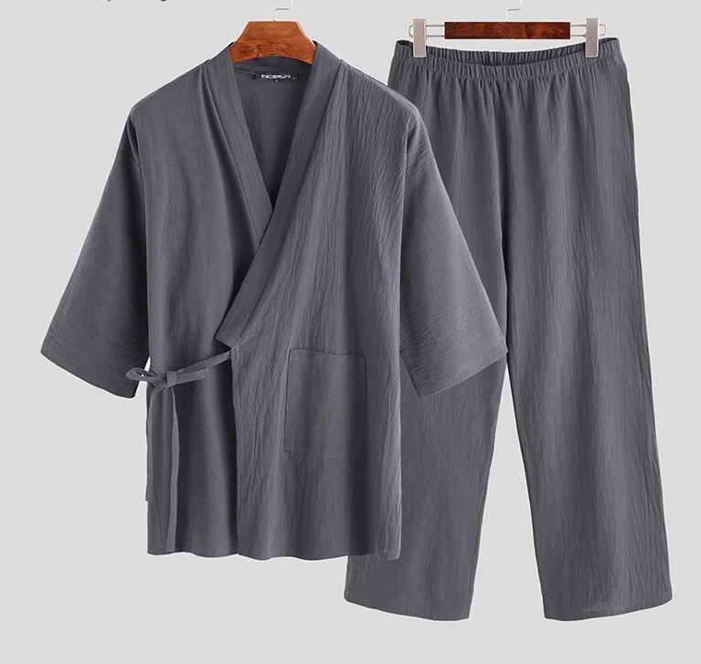 

Xfhh Japanese Mens Kimono Pajamas Suits Male Robe Gown 2Pcs/Set Lounge Bathrobe Sleepwear Loose Man Cotton Comfortable Pajamas