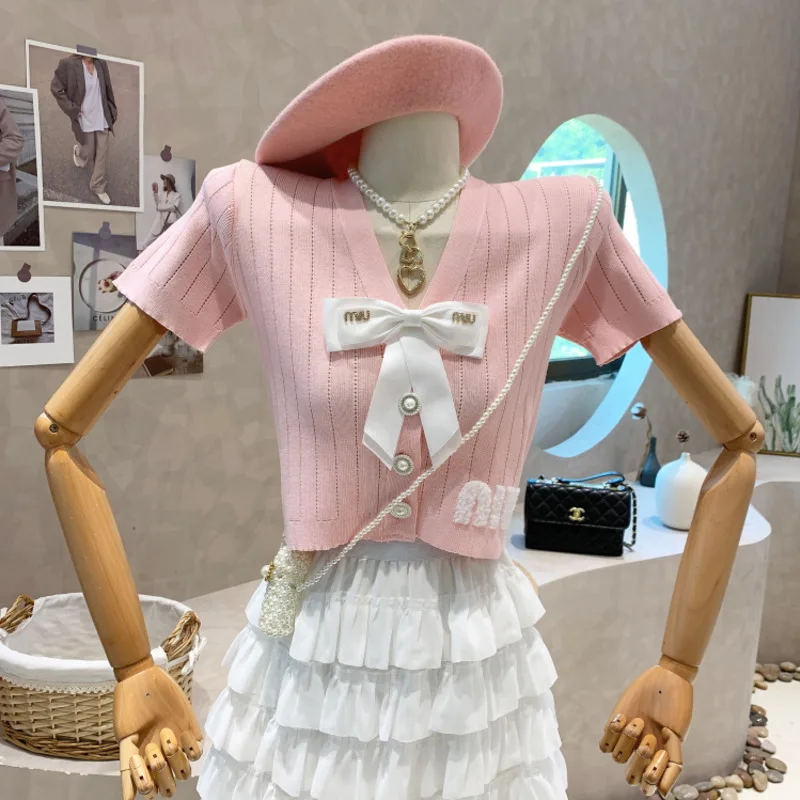 

Женский однобортный трикотажный кардиган с бантом, V-образным вырезом и коротким рукавом