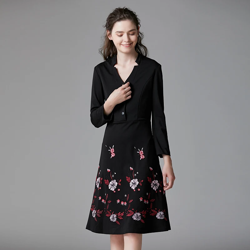 black embroidery broad lady French minority dress women's thickened medium length spring and autumn wear brand new st