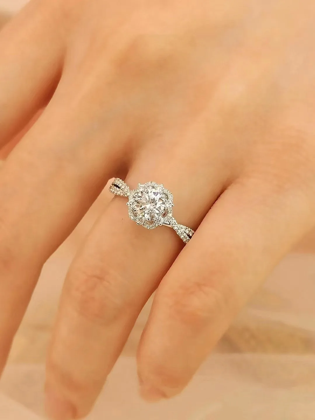 Платина PT950 горячая распродажа принцесса эльза полный бриллиант Newel слива в форме