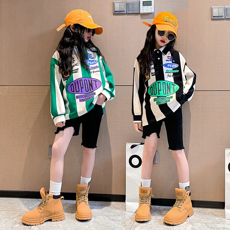 

Женская свободная футболка-поло с длинным рукавом и надписью