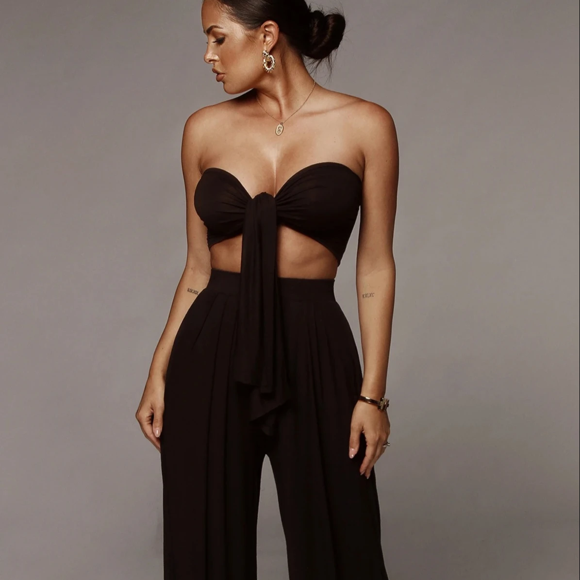 

Yoga Wear High Waist Strapless Sleeveless Sexy Wide Leg Pants Crop Top Bodysuit Women Two Piece Set