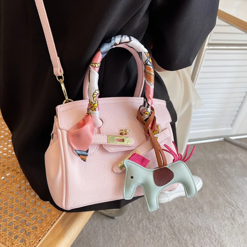 

Fashion Design Fashion Shoulder Bag Texture Western Messenger Bag Mini Mini Small Bag Female Summer 2022 New Handbag Kelly Bag