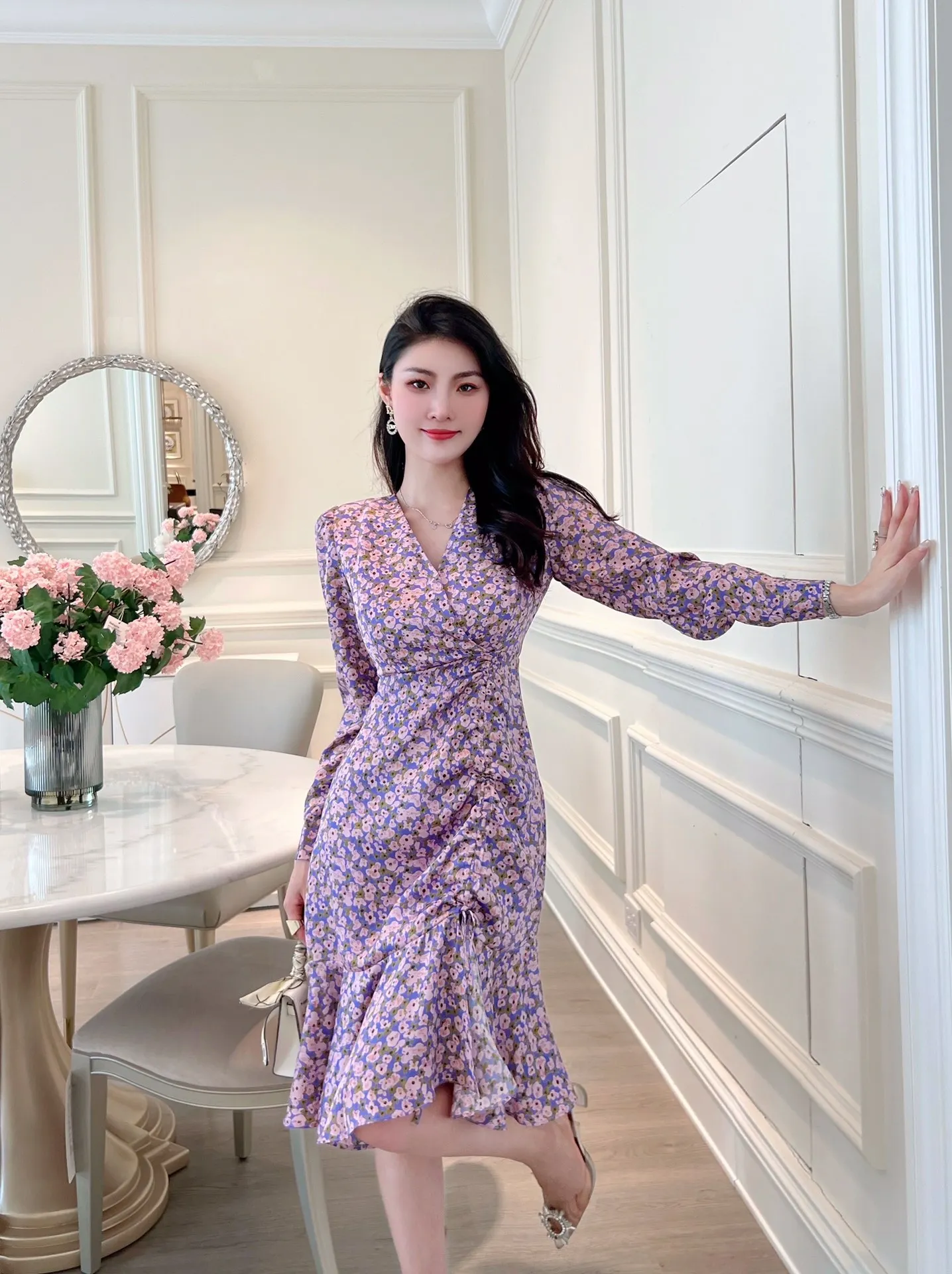 

2023 Spring/Summer Fashion New Women's Clothing Printed V-neck Dress 0822