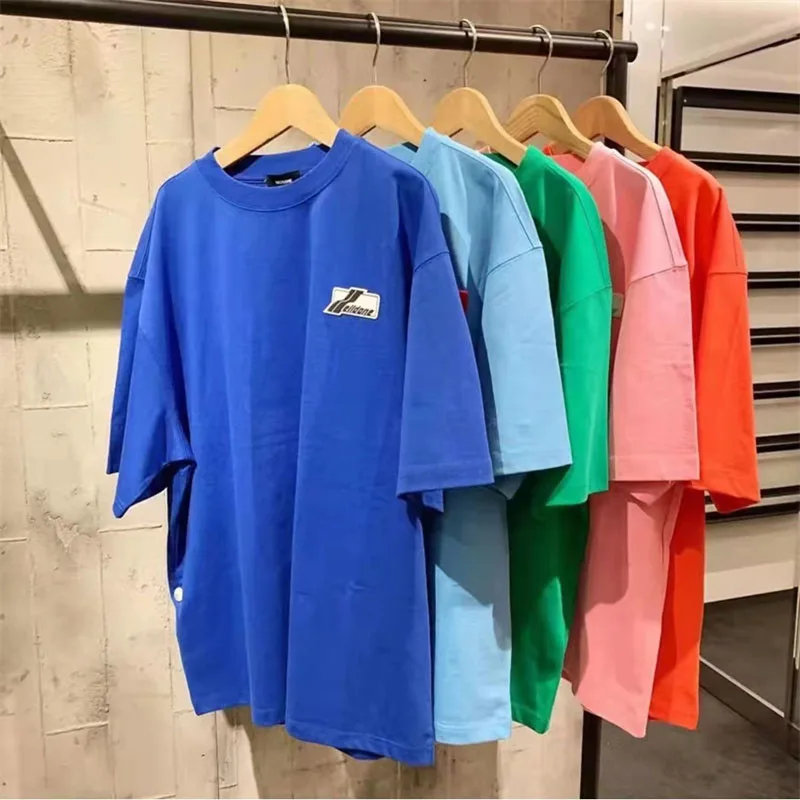 

Welldone 22ss нагрудная буква С Логотипом конфетного цвета с коротким рукавом розовая Сапфировая бирюза небесно-голубая фотография