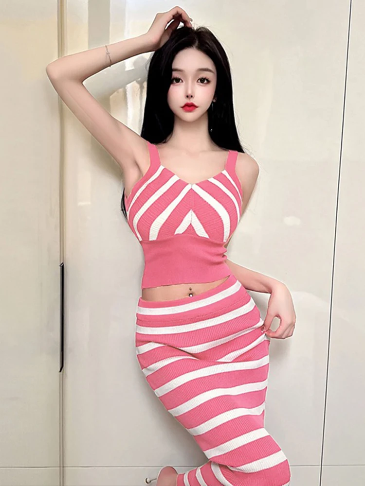 Модный трикотажный летний комплект из 2 предметов женский свитер