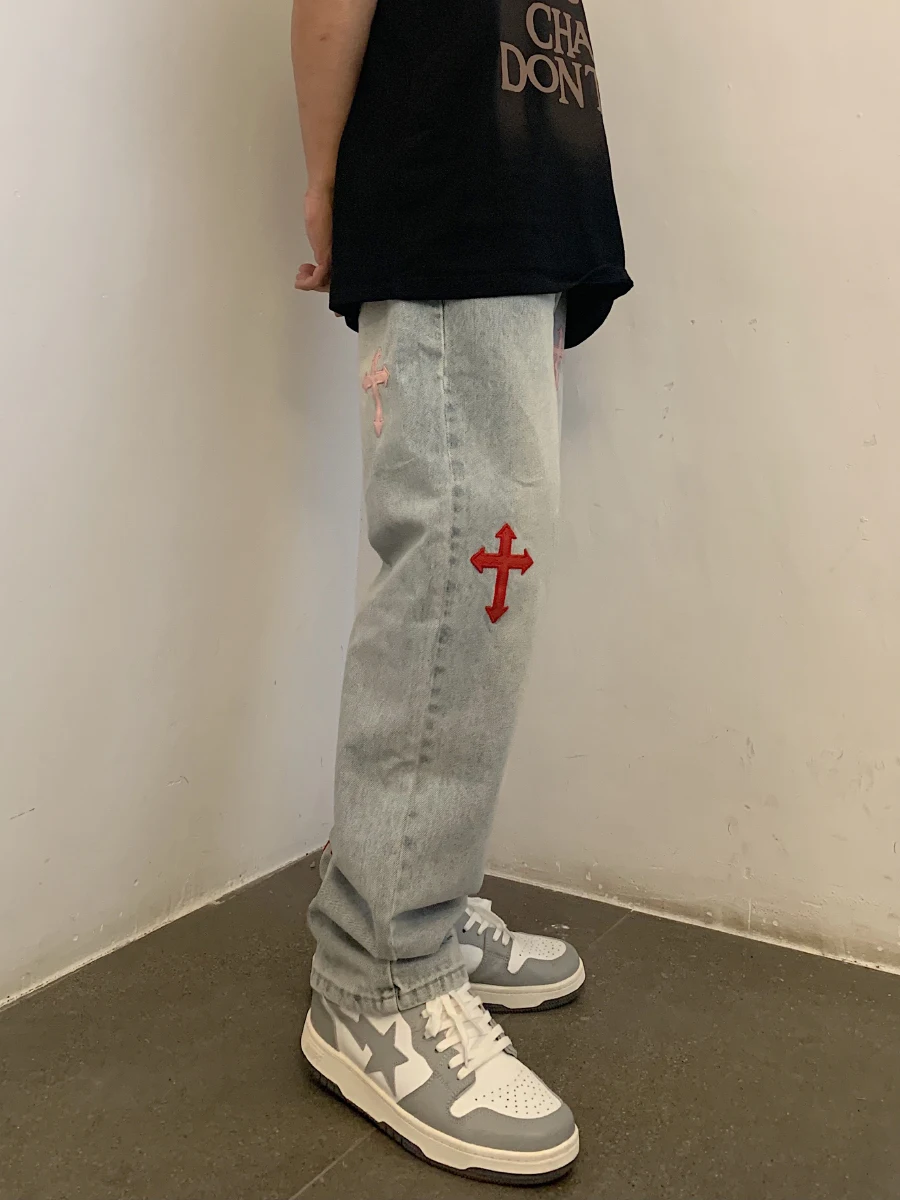 Men's Jeans Four Seasons Cross Patch Leather Embroidery High Street Trend Design Loose Straight Ninth Pants Ins Hot Sale JEANS