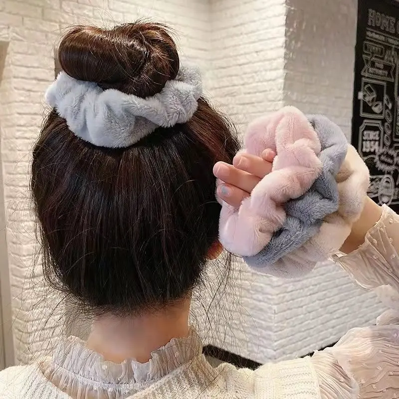 

Warm Soft Warm Hair Scrunchies Furry Elastic Hair Band Women Girls Ponytail Holder Hair Rubber Band Hair Ties Hair Accessories