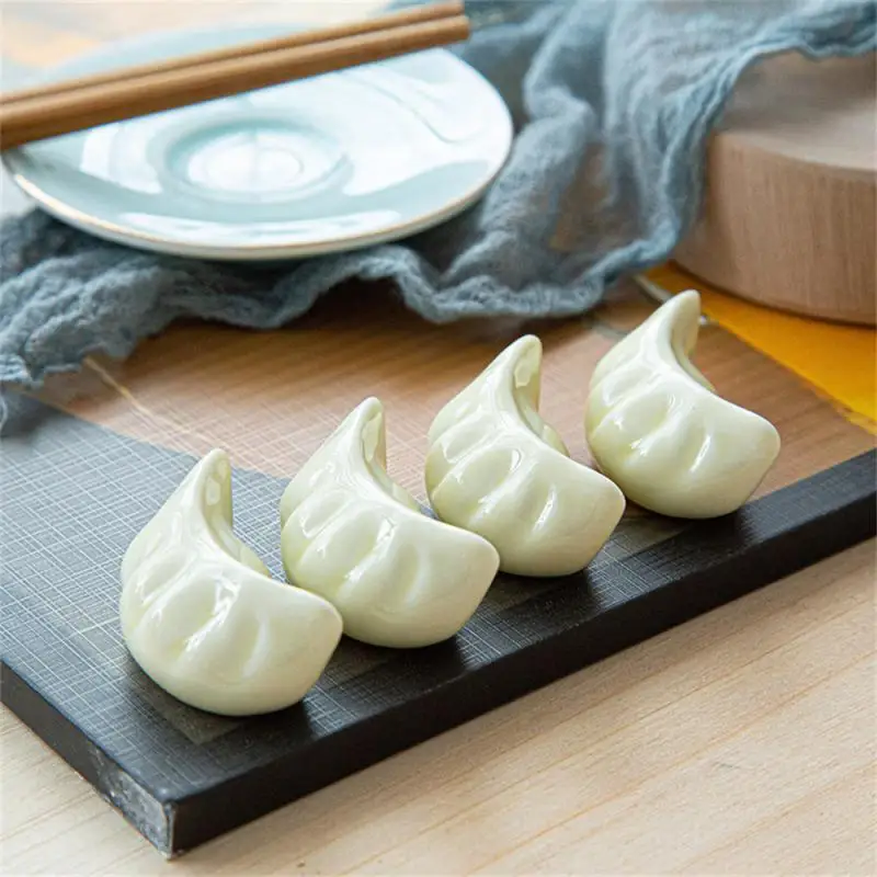 

Ceramic Chopsticks Rack Household Lovely Cute Chopsticks Holder Dumpling Chopsticks Rack Chopstick Rest Tableware Spoon Rack