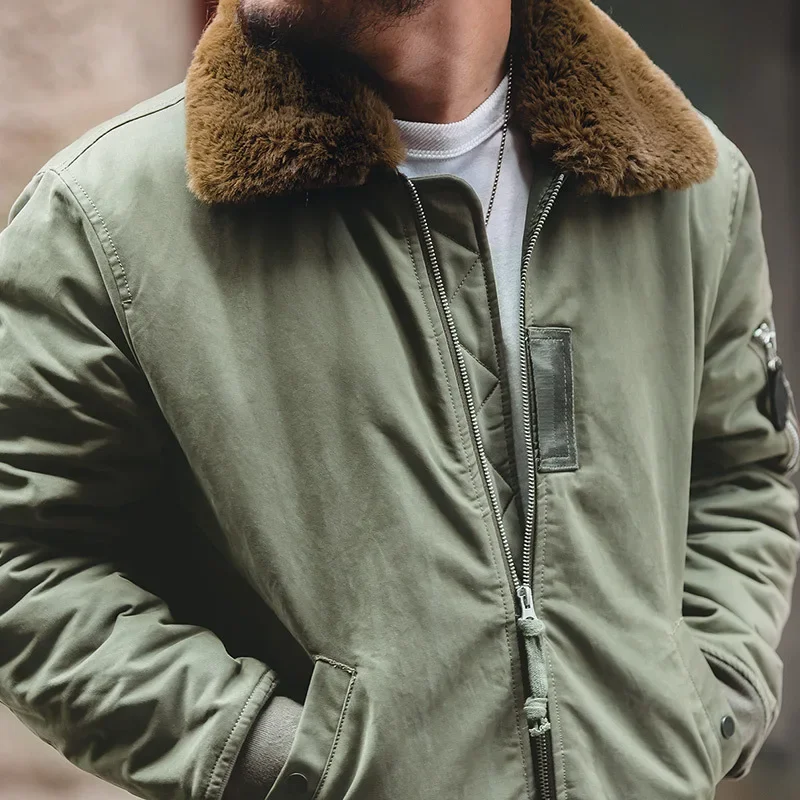 Рисунок 6 - Мужская винтажная куртка-бомбер Maden B15