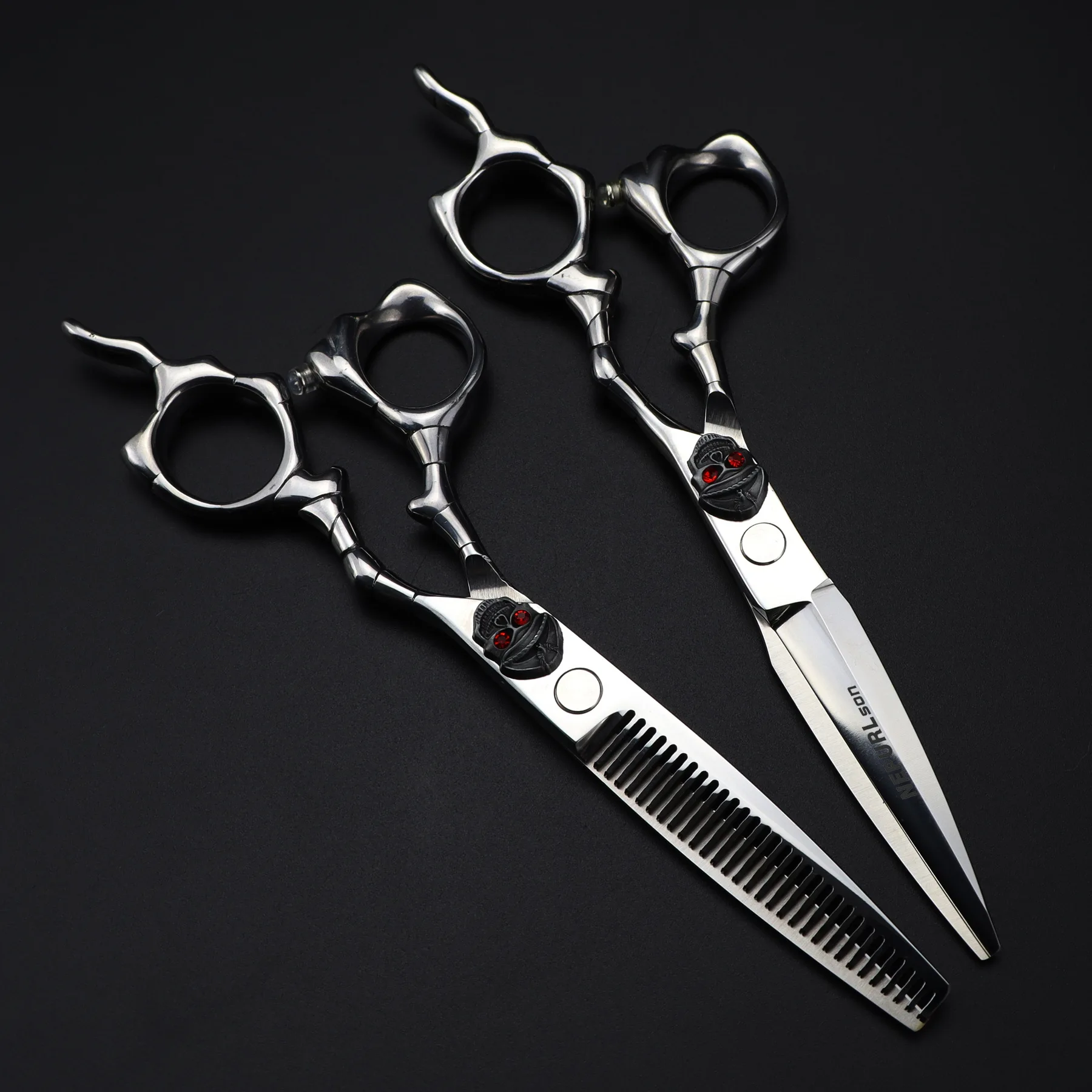 

Профессиональные Парикмахерские ножницы 6,0 дюймов персонализированные серия черепов специальные ножницы для стрижки триммер для парикмахерской инструменты для волос