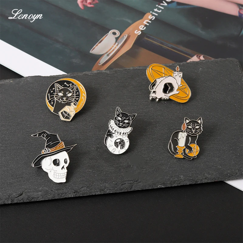 

Cartoon Anime Manga Pins Icons Cute Enamel Pin Brooches Backpack Bags Badges Fashion Lapel Brooch Jewelry for Woman Man