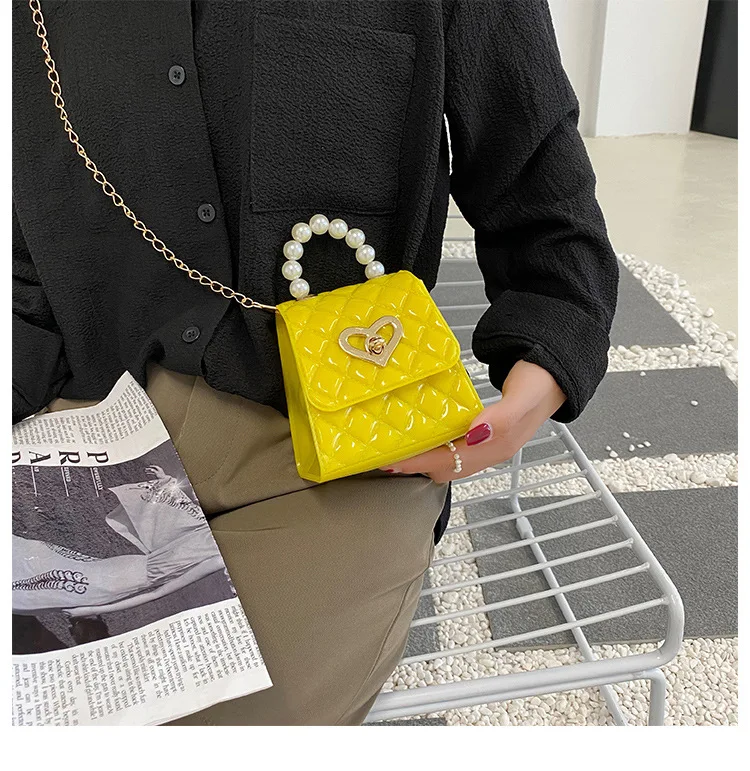 Women Mini Handbag New Elegant Shoulder Messenger Portable Chain Bag Girl PVC Jelly Bag Pearl Crossbody Rhombus Small Square Bag