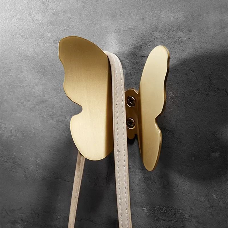 Твердые латунные крючки для ванной комнаты с бабочками полотенец настенные