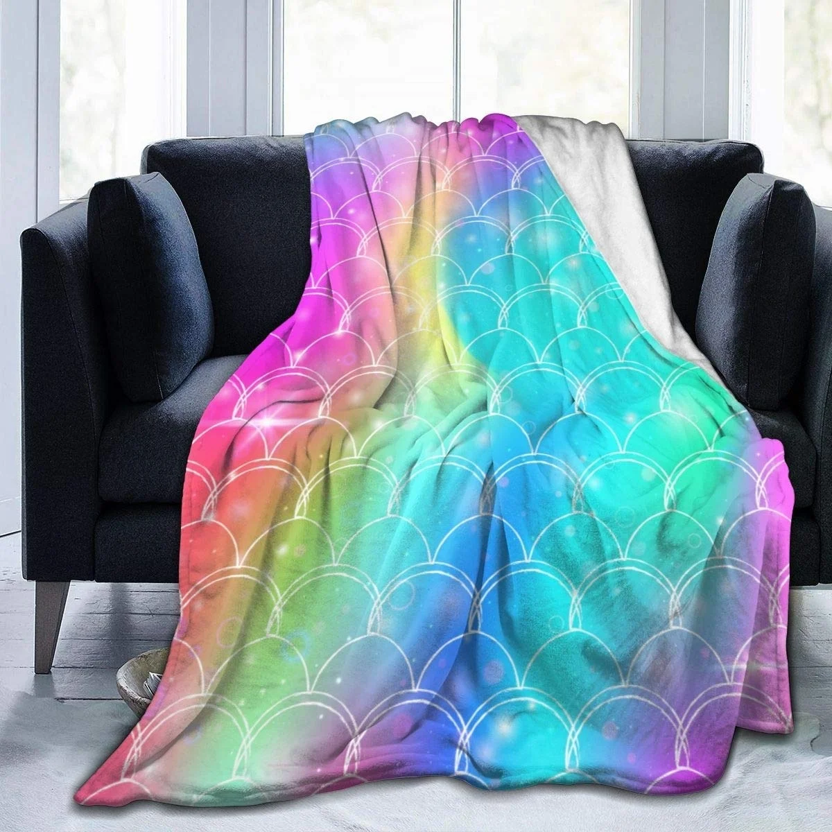

2022 Flannel Fleece Bed Blanket Charming Mermaid Fish Scale Throw Blanket All Season Warm Fuzzy Light Weight Cozy Plush Blanket