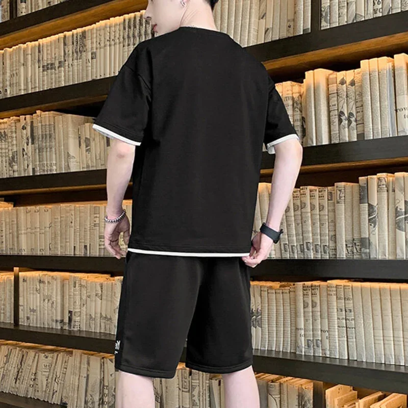 

T-shirt and street shorts set