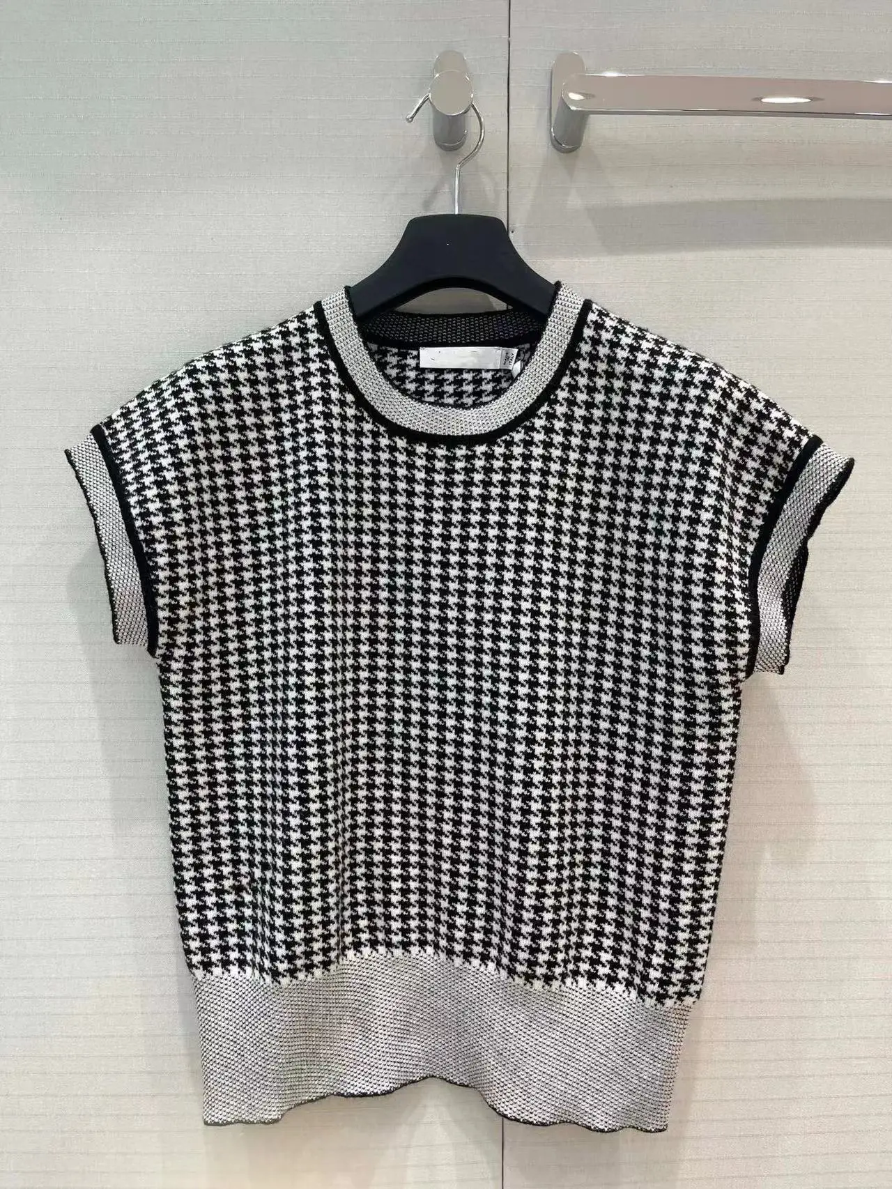 

High Quality Runway Design Vest Sweater Women 2022 Summer Knitted Plaid Print Femme Pullover Sweater