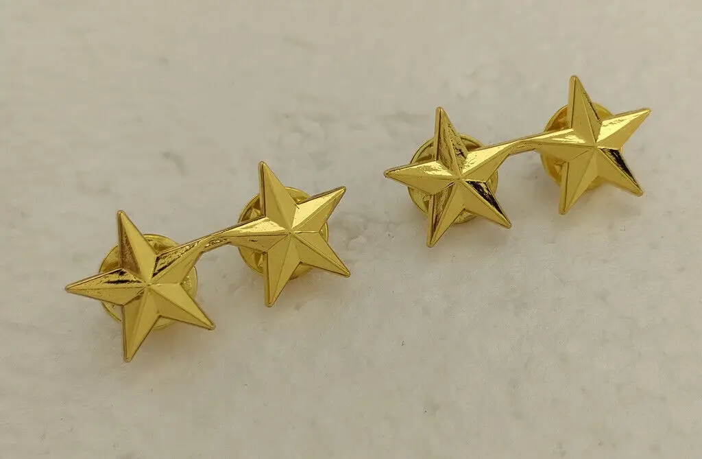 Пара армейских знаков американского офицера Второй мировой войны, 2 звезды, значки общего ряда Пара армейских знаков американского офицера Второй мировой войны, 2 звезды, значки общего ряда