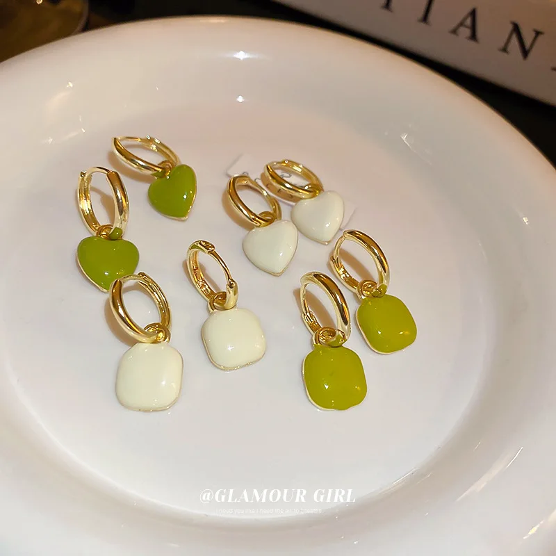 

Minar 2023 New Fashion White Green Enamel Square Heart Hoop Earrings for Women Gold Plated Alloy Huggie Earring Casual Jewelry