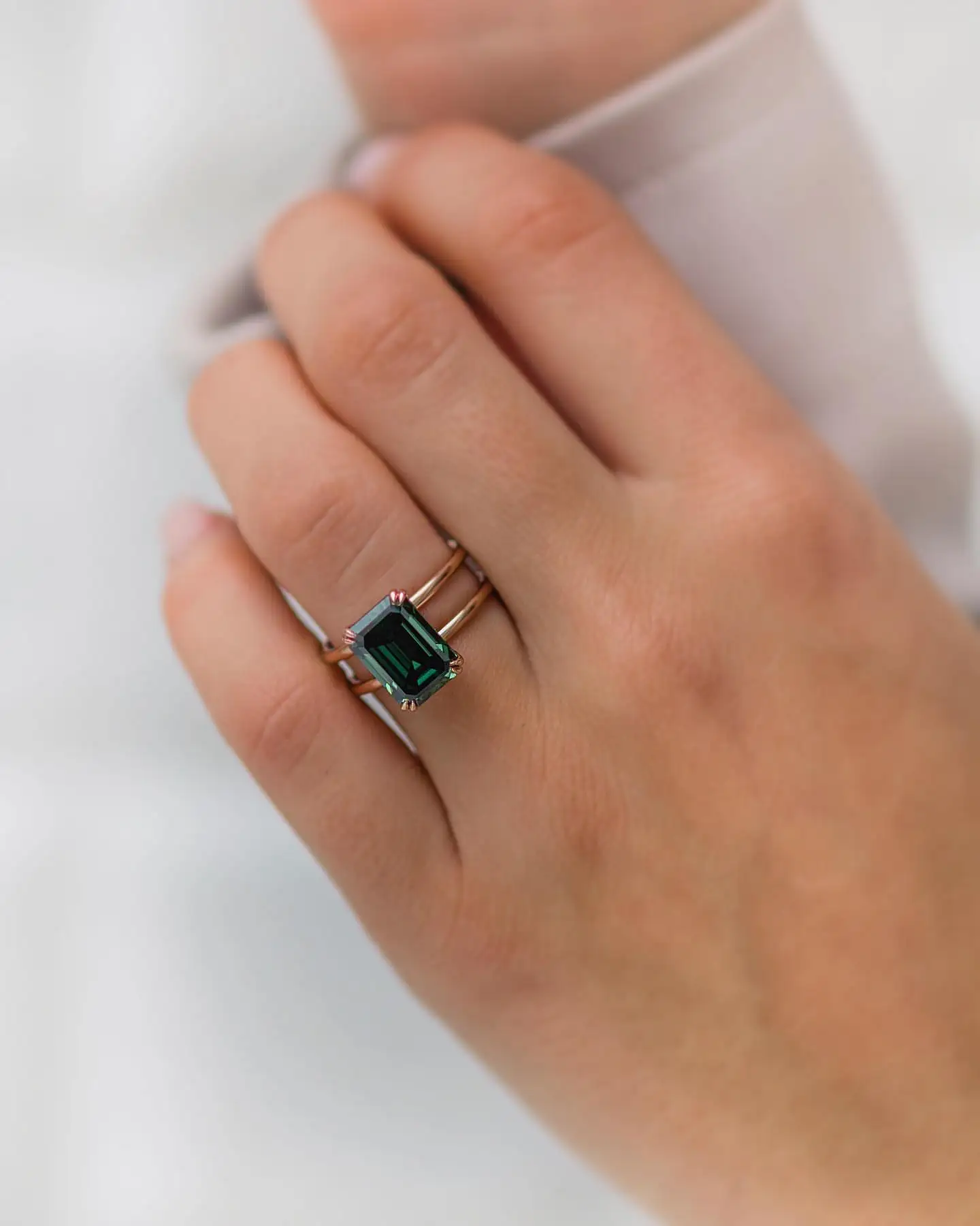 JOVOVASMILE VVS Moissanite Rings 4.5carat 11x8mm Fancy Dark Green Emerald Cut 18k Rose Gold Solitaire Lennon Ring For Women