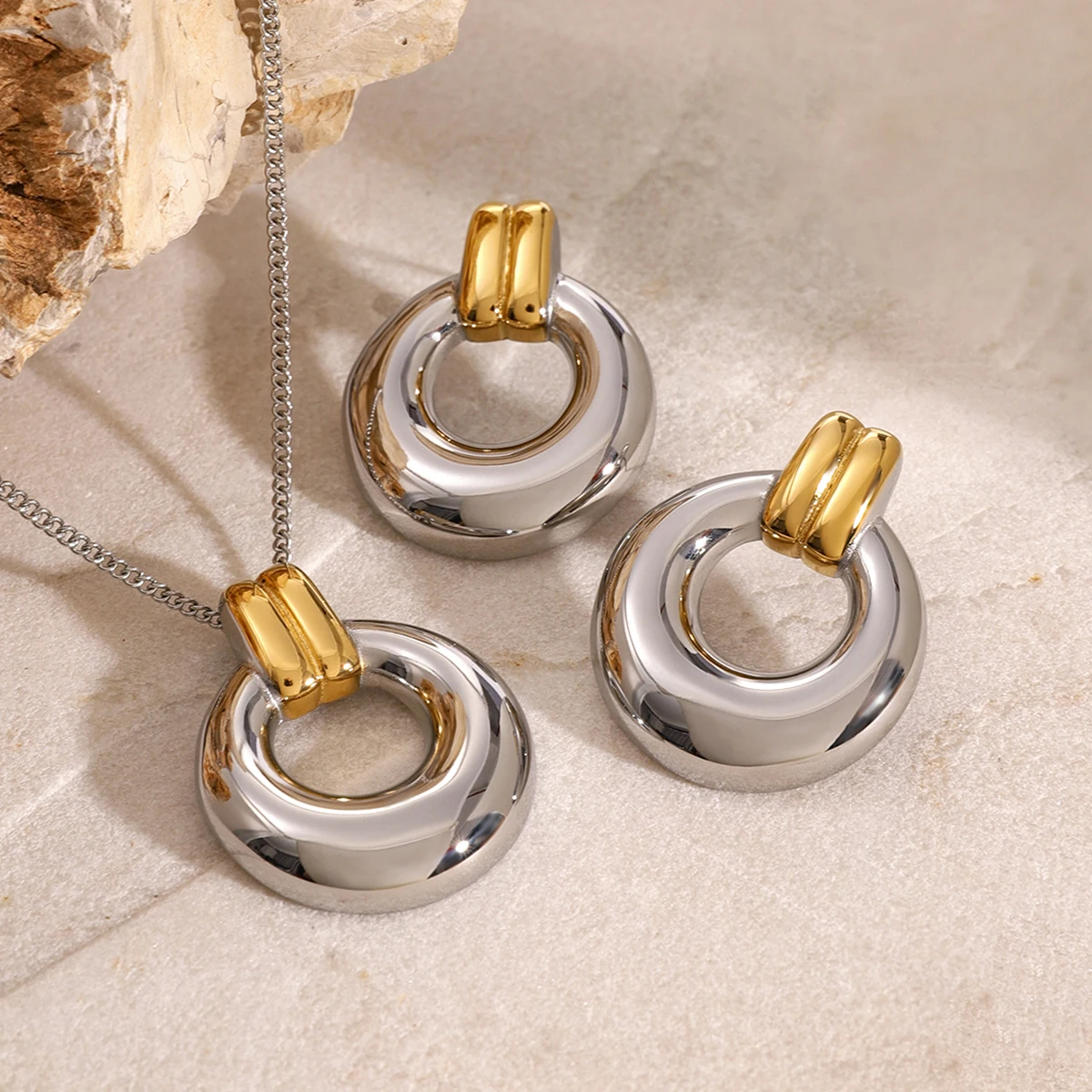 Модные новые серьги Uworld в виде кольца из нержавеющей стали с блокировкой цвета