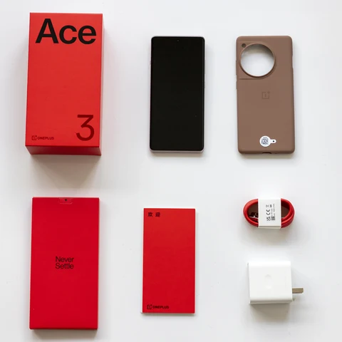 Oneplus ACE 3 5G Global Rom Snapdragon 8 Gen 2 6,78 дюйма 1,5 К 120 Гц AMOLED-экран 5500 мАч Аккумулятор 100 Вт SUPERVOOC Charge