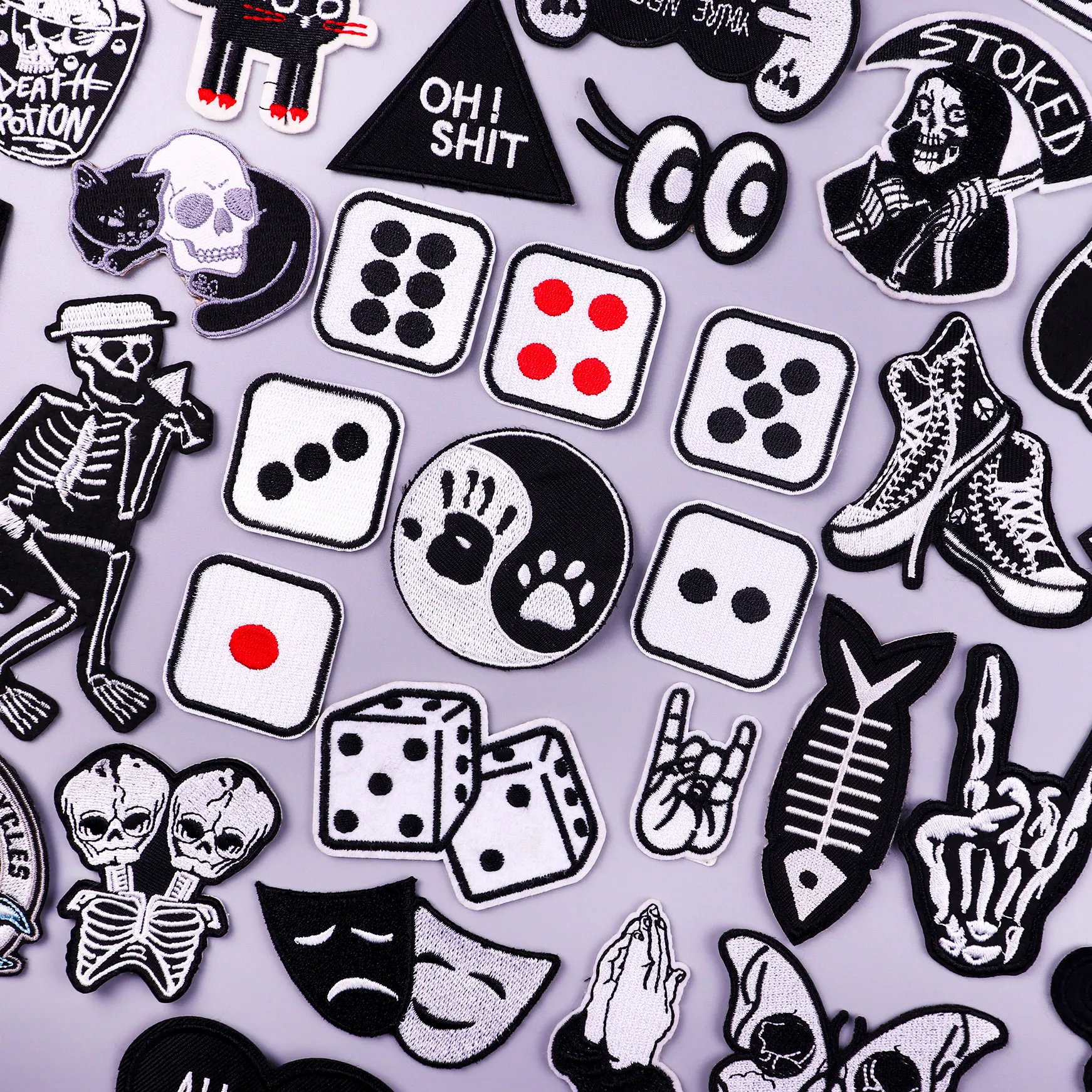 

Skull Embroidered Patches For Clothing Iron On Metal Rock Patches For Applique Clothes Sieve Stickers Badge DIY Sewing Decorate