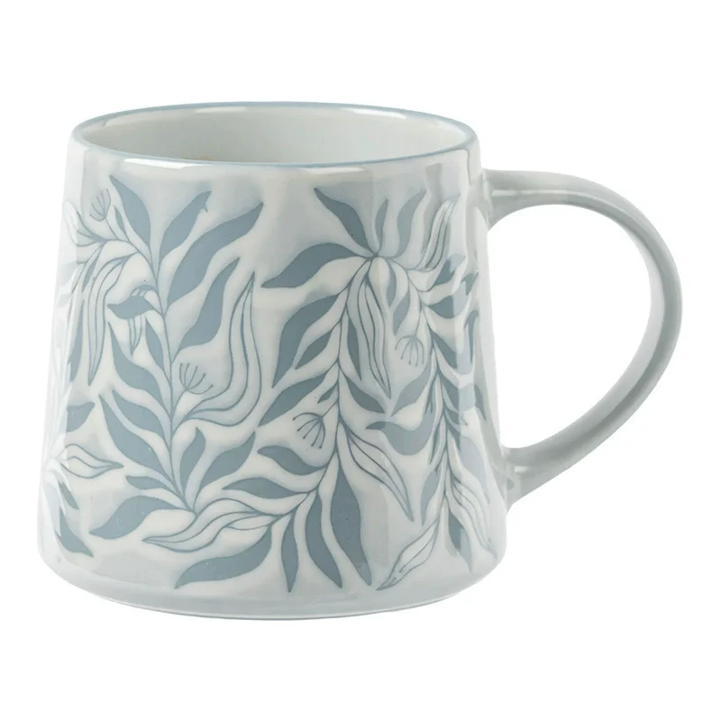 

Керамическая кружка ручной работы магнолия