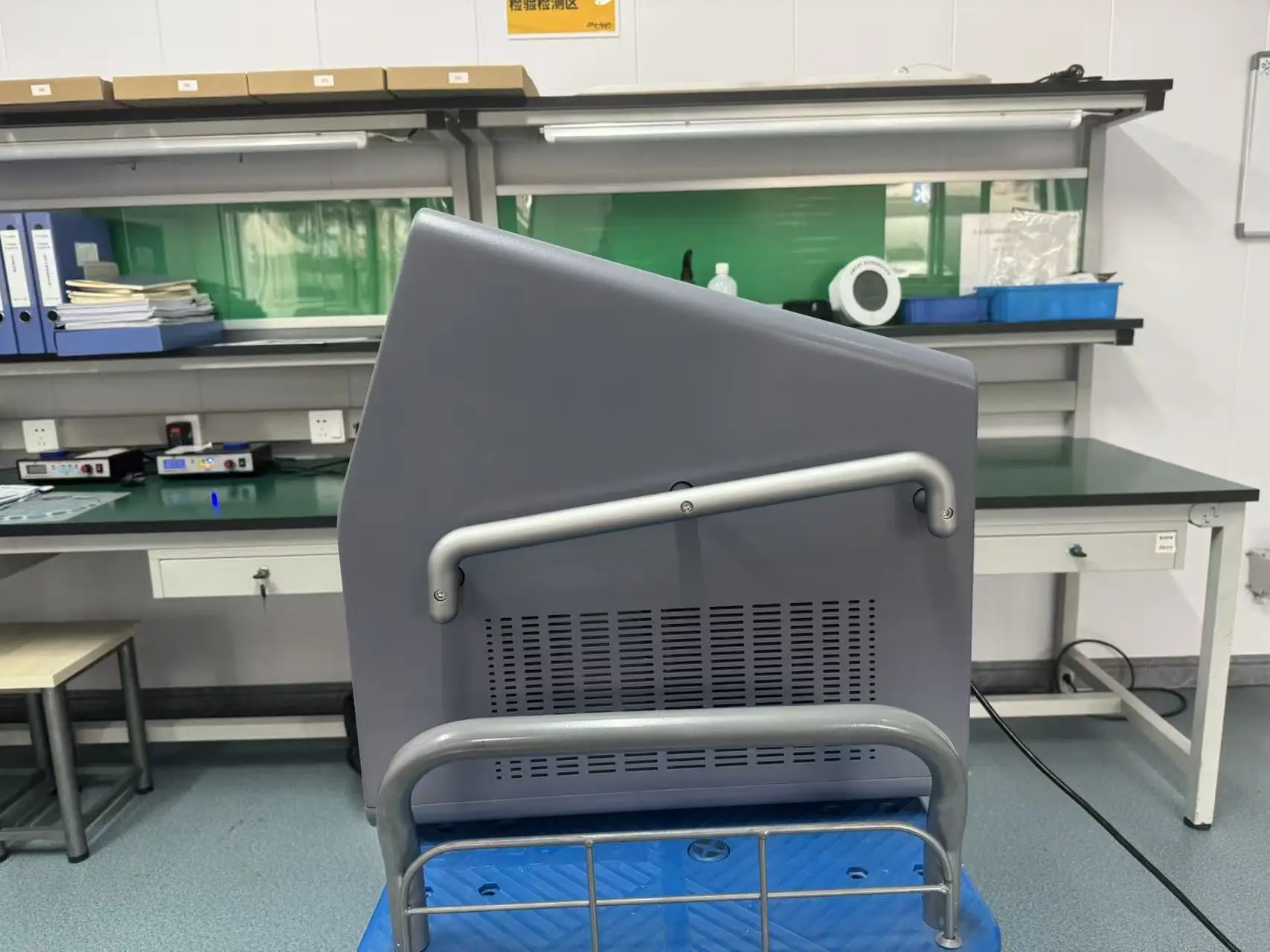 Фото SY-F3901-40W Ветеринарный лазер Holmium YAG Универсальный лазер Holmium для ветеринарной урологии и процедур мягких тканей №5