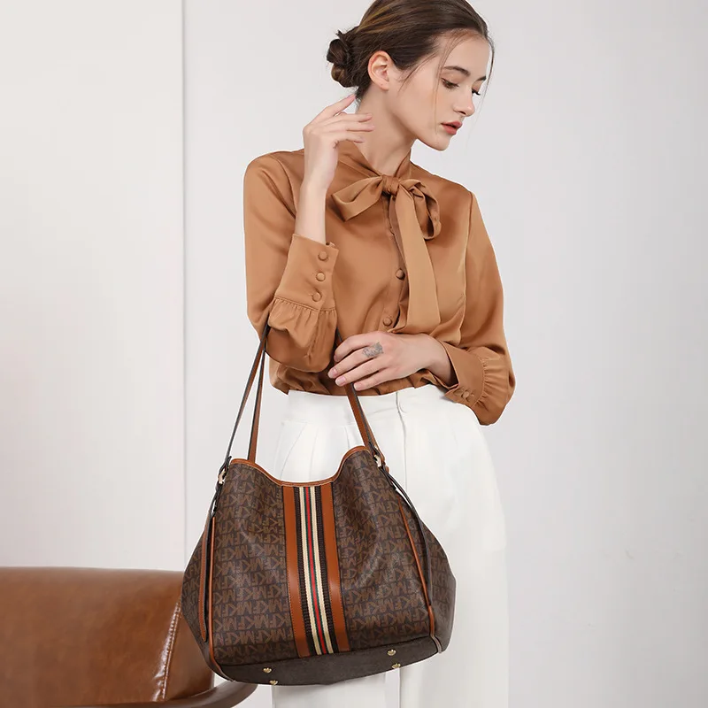 Новинка модная сумка-тоут MK f2022 женская сумка простая с принтом трендовая для