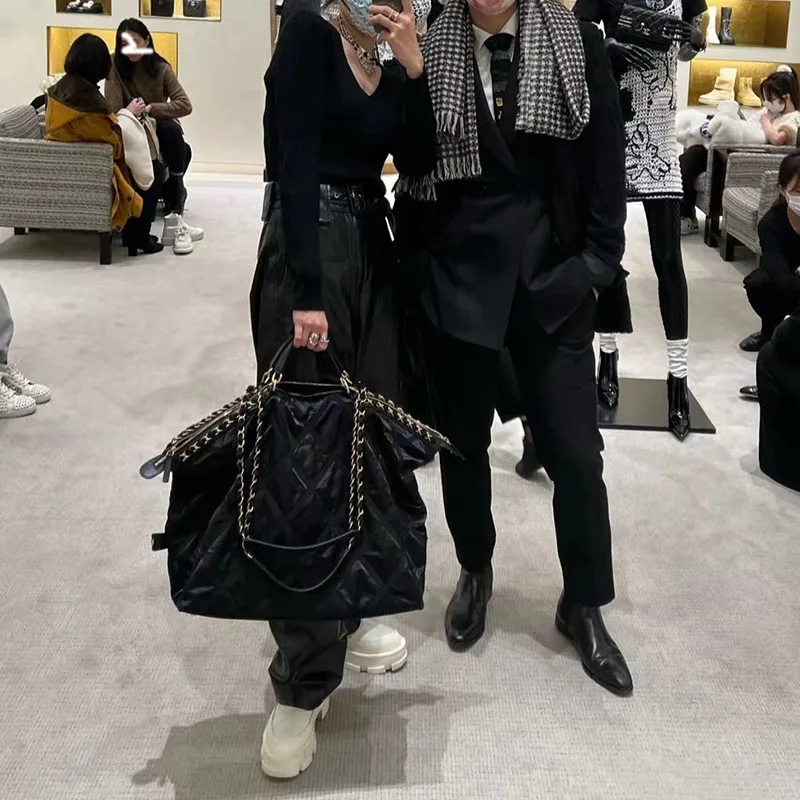 High-end Design Sense Nylon Small Fragrance Style Diamond Chain Shopping Bag Shoulder Bag 2023 New Large Capacity Casual Totes