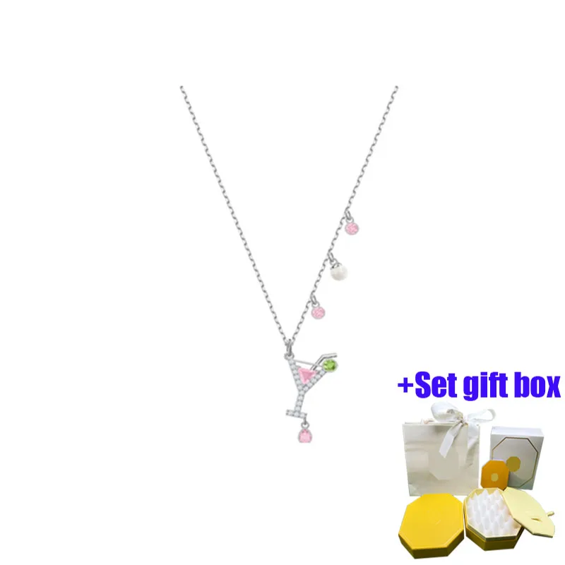 

Fashionable and charmFashion Charm Jewelry Necklace Is Suitable for Beautiful Ladies To Wear To Enhance The Elegance and Noble T