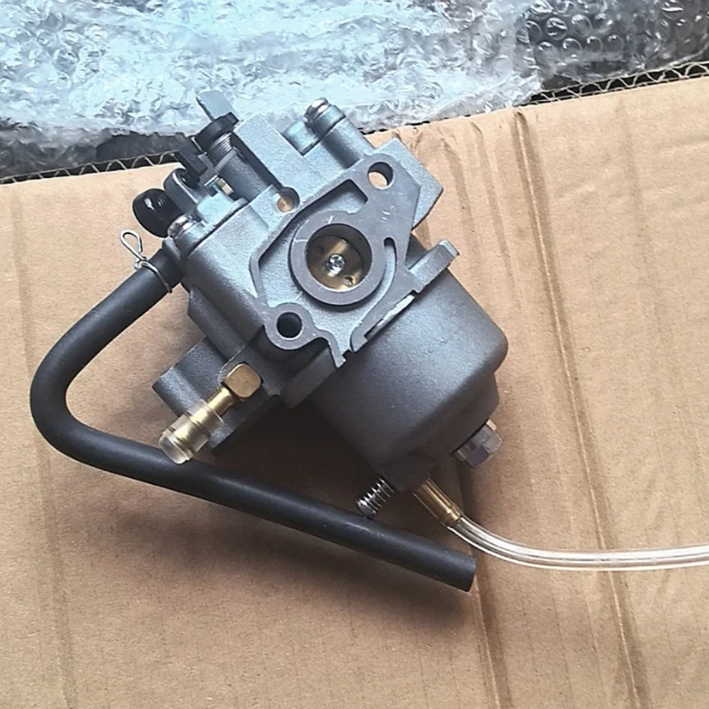 Фото Карбюратор в сборе для трамбовочной машины Honda GX100 GX100U GX100T BF33D, OEM 16100‑Z0D‑V23, запчасть для строительной техники. №1