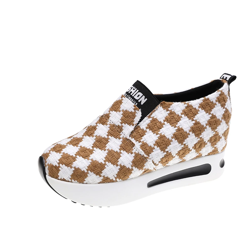 

Женские кроссовки на толстой платформе, Спортивная повседневная обувь для бега, удобные и легкие, роскошные дизайнерские слипоны на плоско...