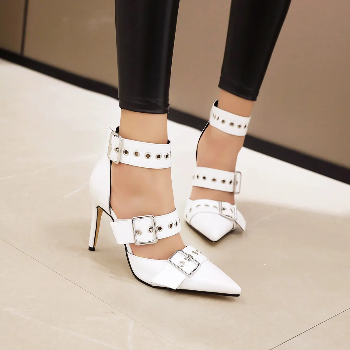 

Pointed Toe Thin High Heels Shoes for Women Fashion Metal Buckle Decoration Women Sandals All-match Summer Ladies Party Shoes