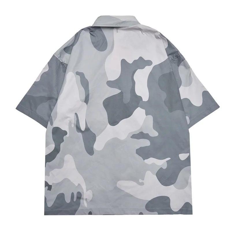Tooling Shirt Men Summer Camouflage Print Loose Cardigan Shirt Men Short Sleeve Single-Breasted Pocket Stitching Vintage Shirt