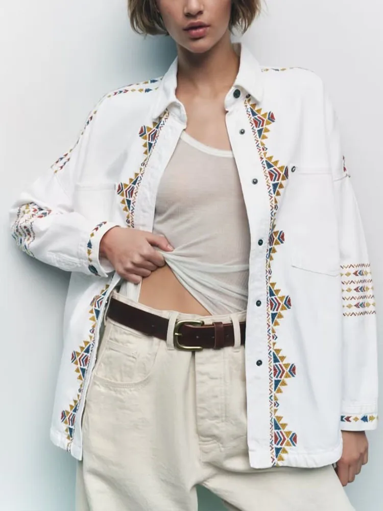 

Женская джинсовая рубашка с вышивкой, свободная осенняя куртка с карманами и украшениями, 2022