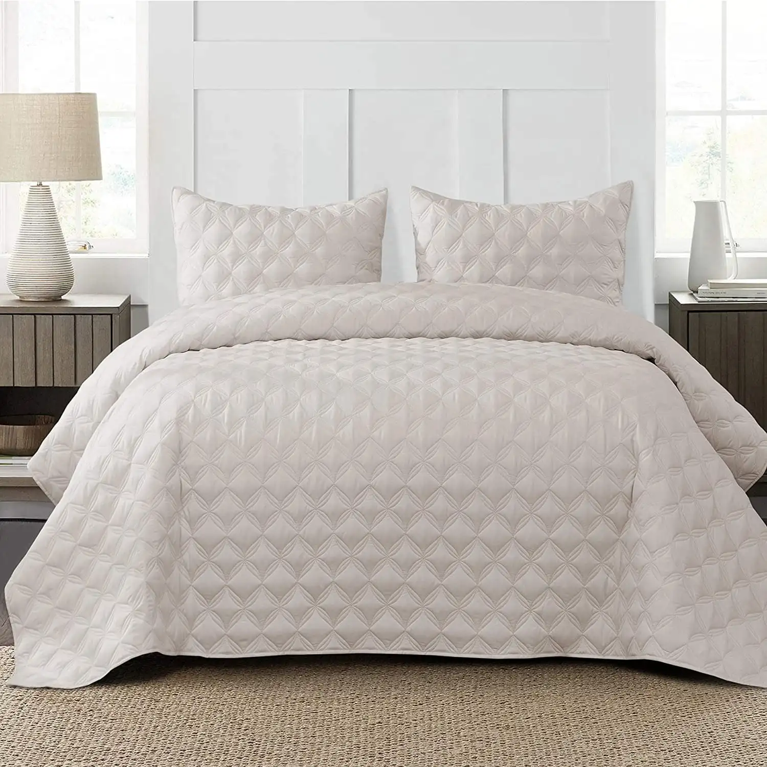 

Exclusivo Mezcla Bed Quilt Set King Size for All Season, Stitched Pattern Quilted Bedspread/ Bedding Set/ Coverlet with 2 Pillow