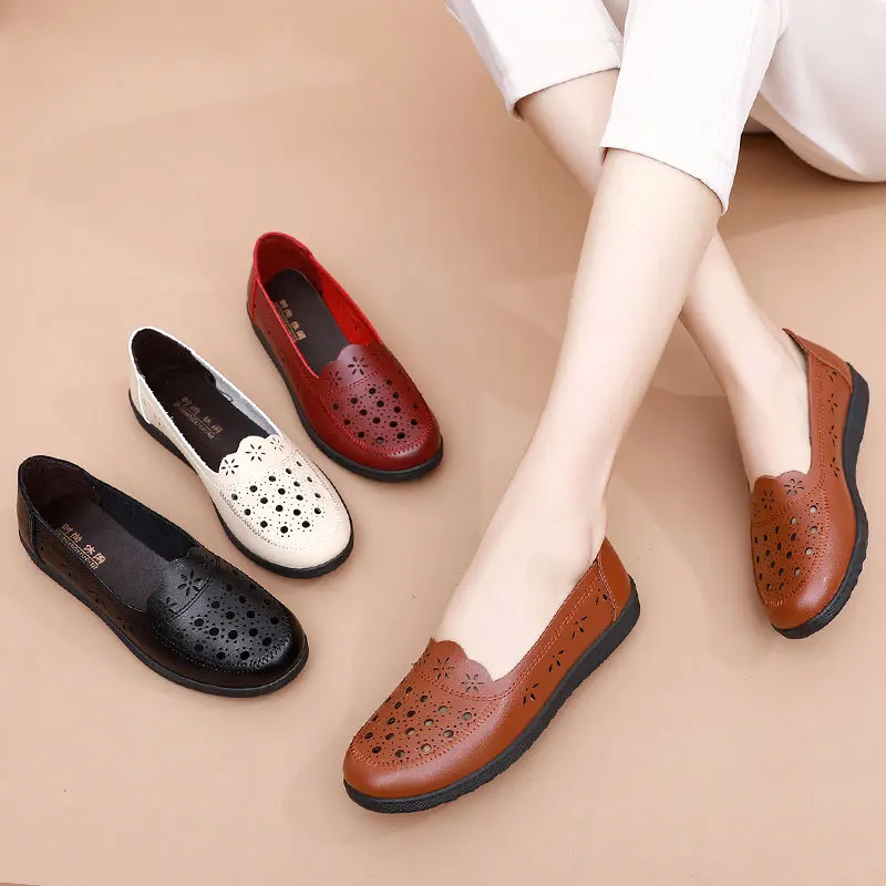 

20220624apojkQZ Mom sandals summer breathable fashion hollow leather shoes