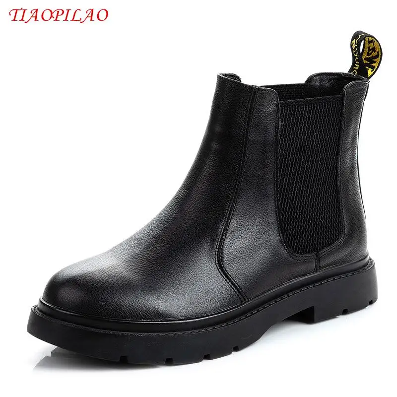 

Autumn Winter Genuine Leather Women's Chelsea Boots Warm Flat Casual Fashion Female Ankle Boots Large Size 35-41 Ladies Shoes