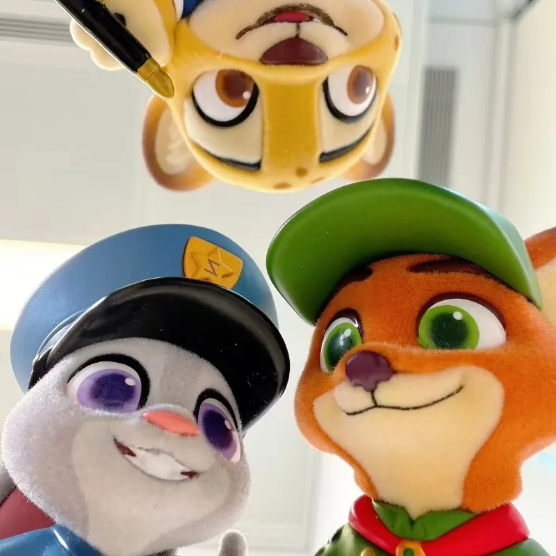 Фото НОВИНКА TOPTOY: Фигурки-сюрпризы Zootopia, коллекционные аниме-игрушки Kawaii, серия Zootropolis «Детская фотостудия», подарочные наборы-сюрпризы №3