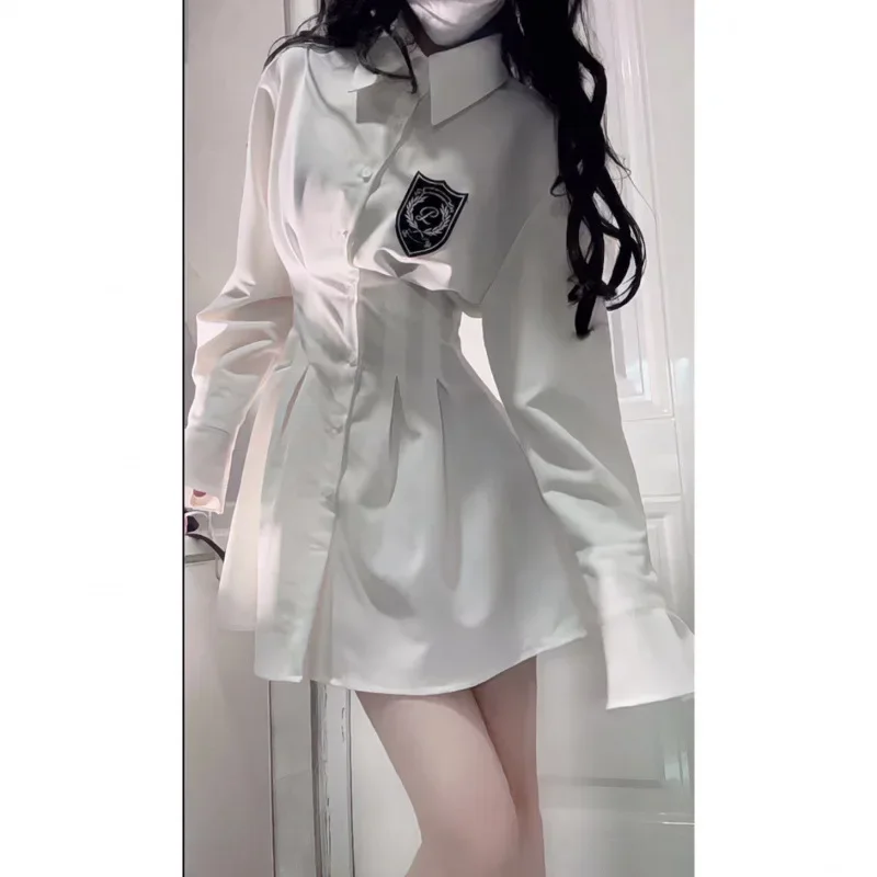 2024 весна и осень новое корейское стильное белое платье-рубашка средней длины в