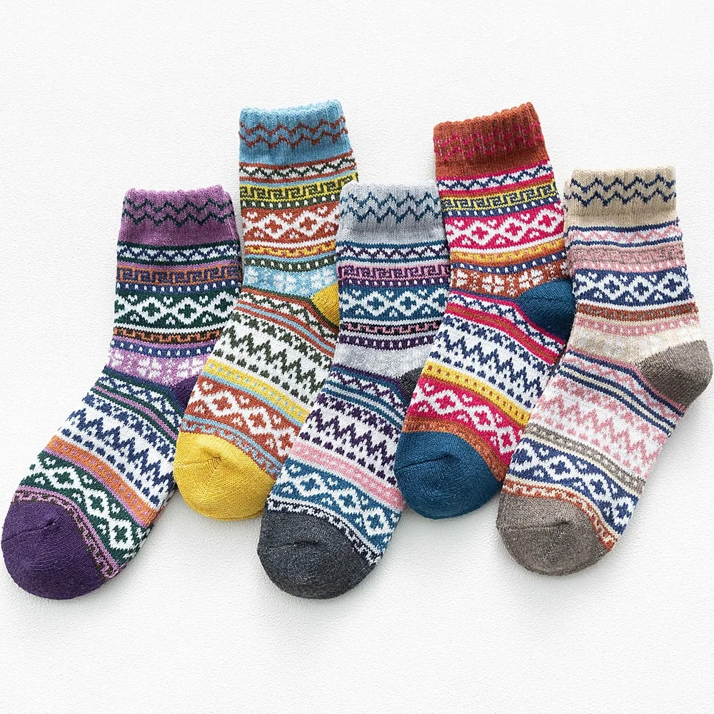 5 Pairs High Quality Autumn and Winter Women's Rabbit Wool Socks Super Thick Warm Cashmere Cruciate Flower Women Socks