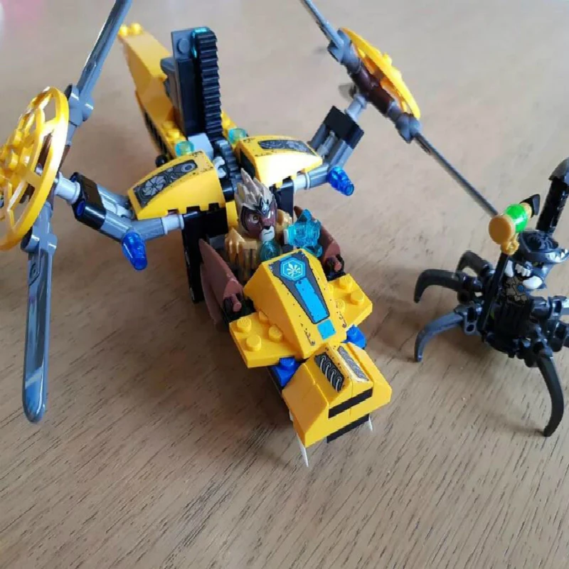 

182 шт., Детский конструктор «Лавры»