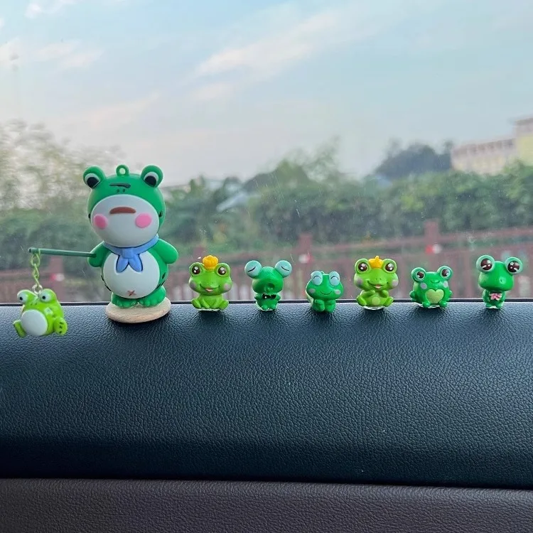 

Маленькая лягушка, автомобильные украшения, автомобильные аксессуары, светящееся украшение, украшение, подарки для дома, лягушка, серебристая машина, милая мини-фигурка