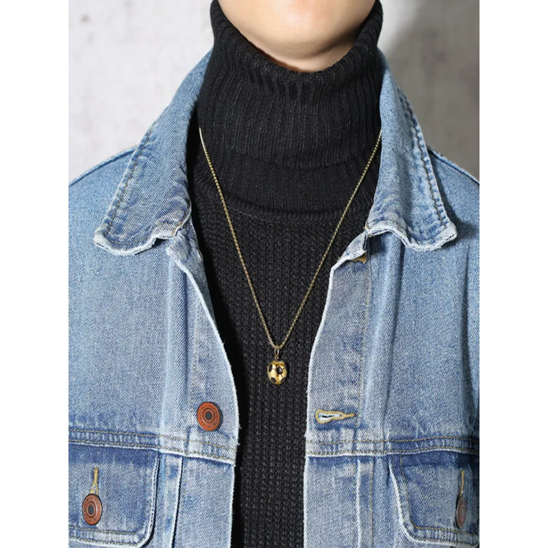 

Men's Titanium Steel Does Not Fade Creative Sports Style European Stainless Steel World Cup Necklace Accessories